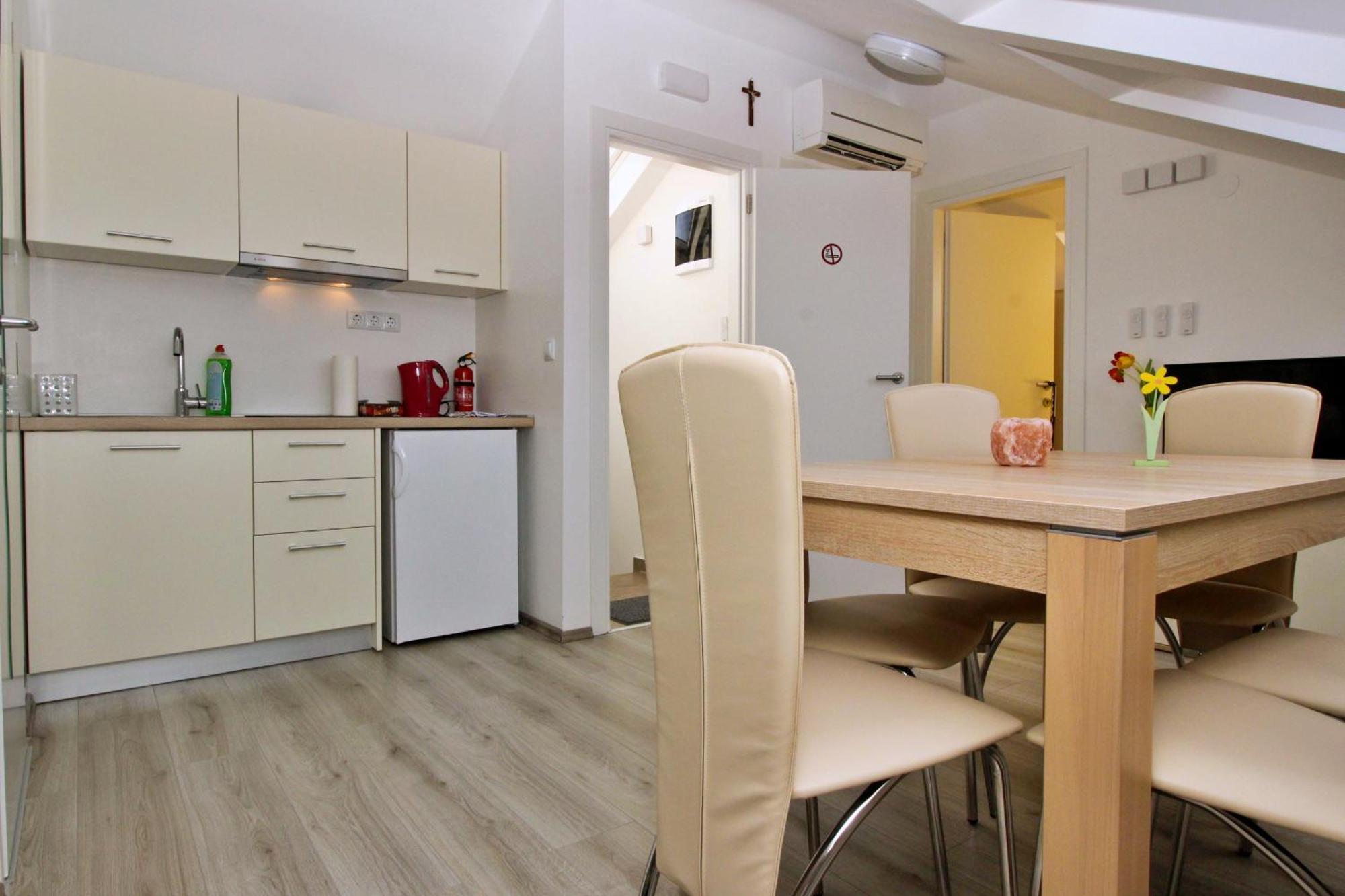 Apartment Ivo P. Šilo Extérieur photo